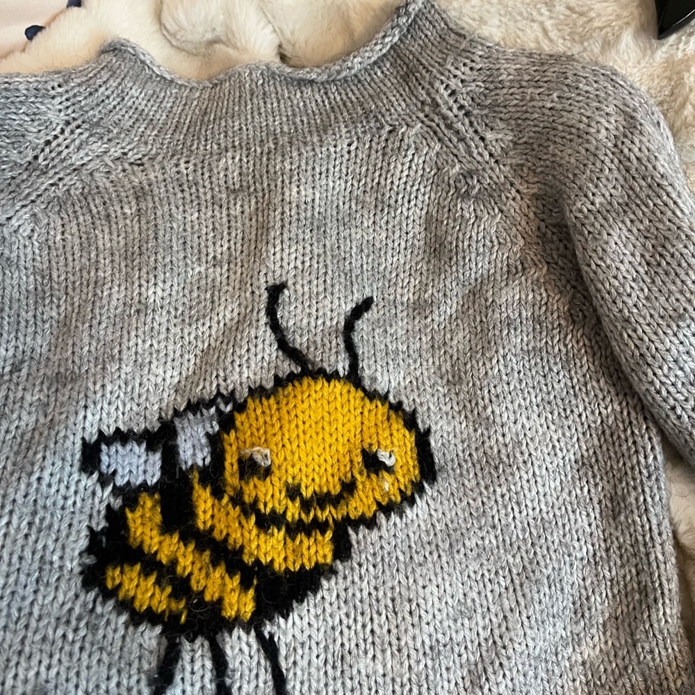Kids Unisex 8/10 Alpaca Wool Blend Winter Spring Bumblebee School Grey Sweater